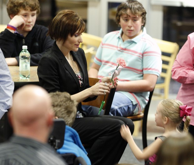 121312mp-elizabeth-celebration-17